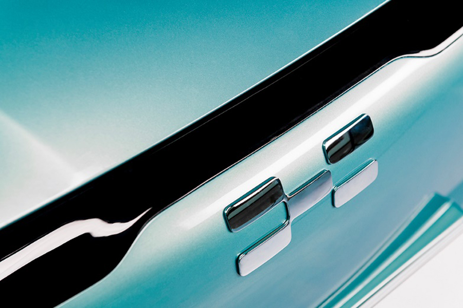 爱驰首款量产车U5预告图发布 定位纯电动SUV