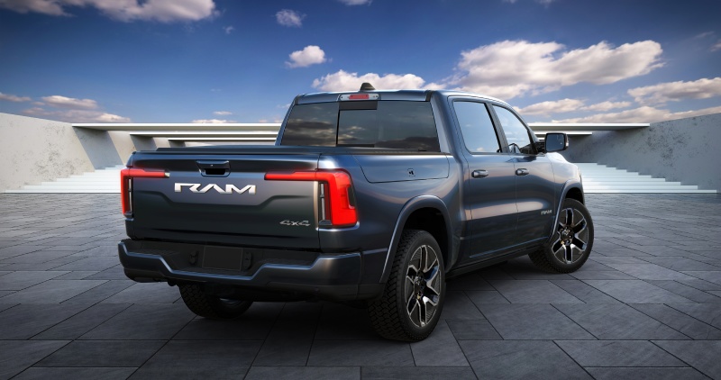 外观设计具备运动感 RAM 1500 REV正式首发亮相2023纽约车展
