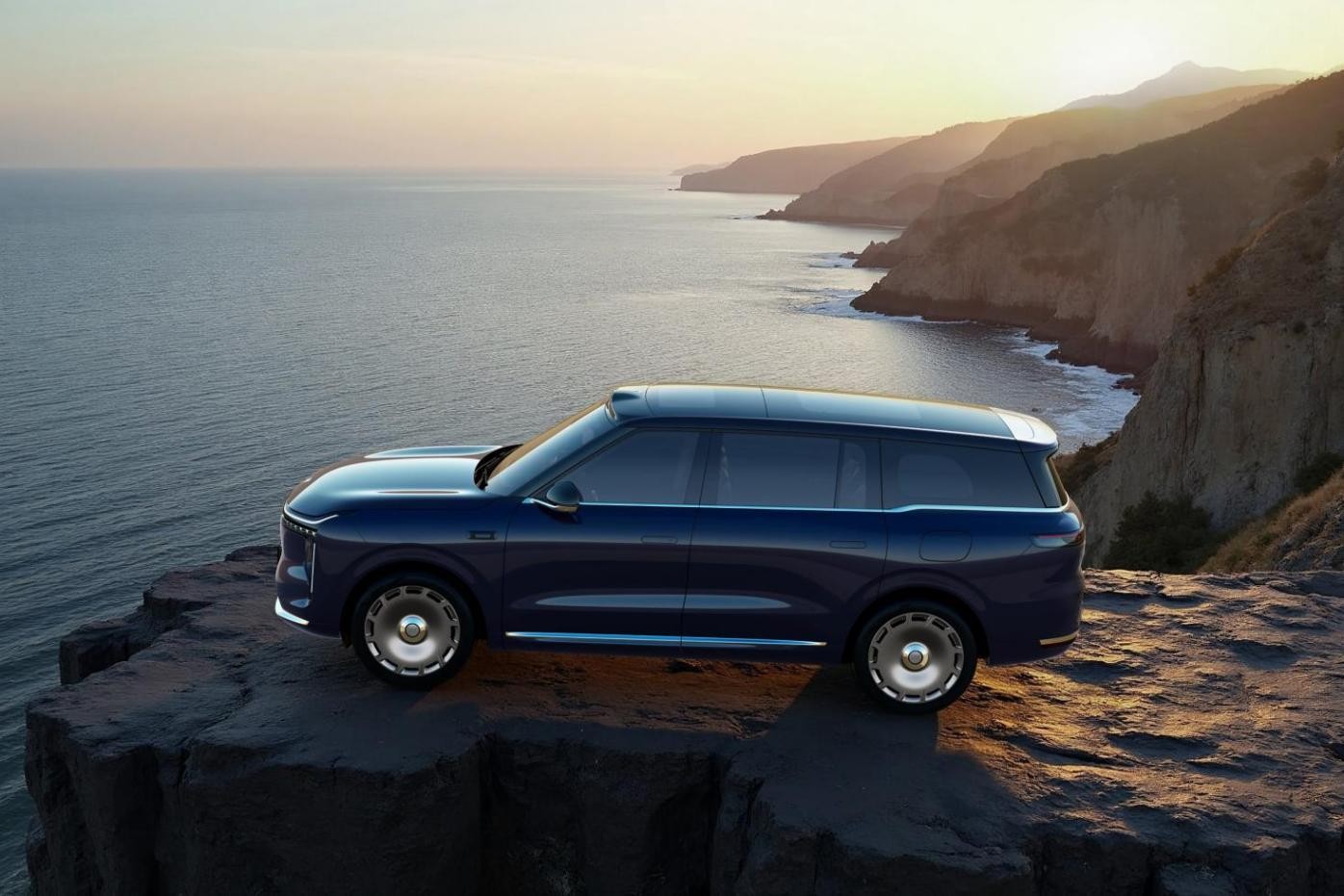 33.69万元起!上汽旗舰·智己LS9全球首发 33.69万元起!上汽旗舰·智己LS9全球首发