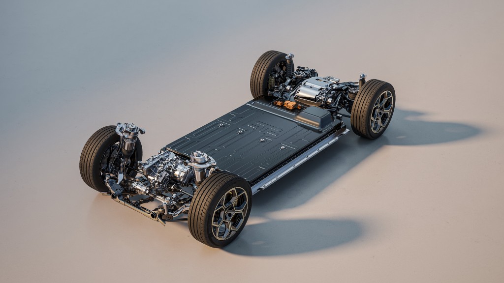 预售23.99万起 金标旗舰与众08登场 中德智电新力作