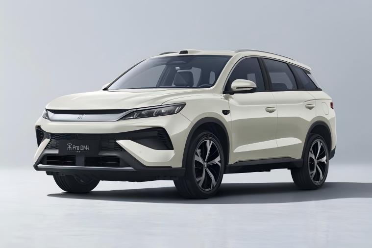 宋Pro DM-i飞驰版限时售9.99万起，纯电续航最高达301km