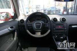 奥迪-奥迪A3(进口)-1.8T 豪华型