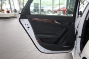 一汽奥迪-奥迪A4L-2.0 TFSI豪华型