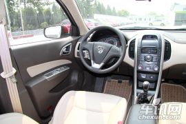 宝骏-630-1.5L 手动精英型