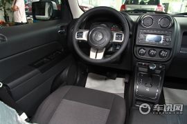 吉普-自由客-2.4 运动版