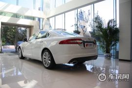 捷豹-XF(进口)-豪华版