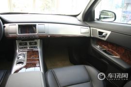 捷豹-XF(进口)-豪华版
