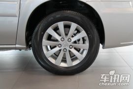 通用别克-别克GL8-2.4L LT行政版