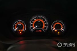 东南汽车-V3菱悦-1.5舒适版MT