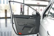 吉利汽车-EC7-RV-1.5L MT舒适型
