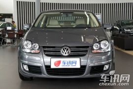 一汽-大众-速腾-1.4TSI 自动豪华型