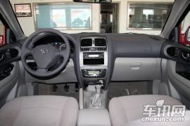 江淮汽车-瑞鹰-2.0T AMT两驱时尚版