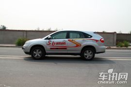 比亚迪-比亚迪S6-2.0MT豪华型