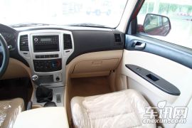 北汽制造-域胜007-2.4 两驱运动版舒适型