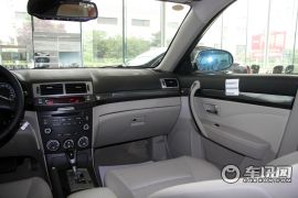 一汽奔腾-B70-2.0AT 时尚型