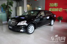 一汽丰田-皇冠-V6 2.5 Royal 真皮天窗导航版