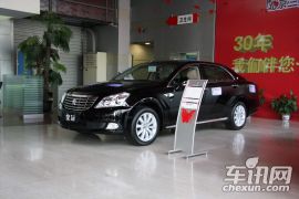 一汽丰田-皇冠-V6 2.5 Royal 真皮天窗导航版