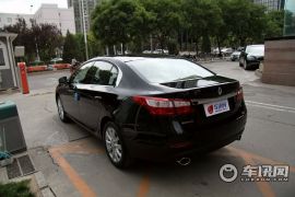 雷诺-纬度(进口)-2.5L 豪华导航版