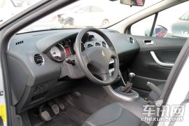 东风标致-408-2.0L手动豪华版