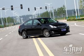 斯巴鲁-力狮(进口)-2.5GT豪华导航版