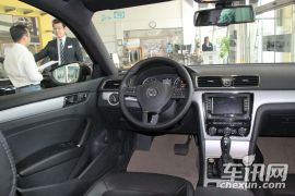 上海大众-帕萨特- 2.0TSI DSG至尊版