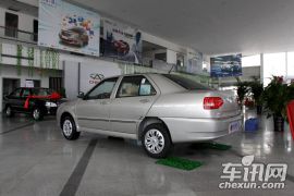 奇瑞汽车-旗云2-1.5MT 舒适型