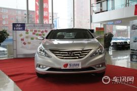 北京现代-索纳塔-2.4自动尊贵版