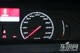 上海汽车-MG 6-三厢 1.8T 自动精英版