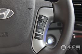 现代-新胜达（进口）-2.4 豪华版