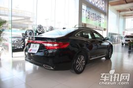 现代-雅尊(进口)-2.4 旗舰版