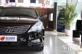 现代-雅尊(进口)-2.4 旗舰版