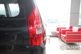 长城汽车-长城V80-2.4 自动豪华型