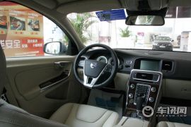 沃尔沃-S60(进口)-2.0T 舒适版