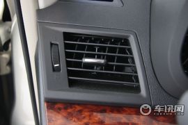 斯巴鲁-傲虎(进口)-2.5i豪华导航版