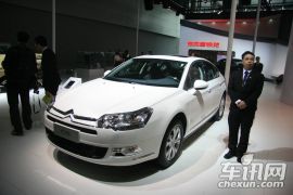 东风雪铁龙-C5-2.0L 自动尊享型