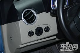 力帆汽车-力帆320-冠军版 1.3 CVT尊贵型