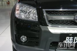 陆风汽车-陆风X6-2.8四驱豪华版