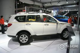 陆风汽车-陆风X8-探索版 2.5T 柴油4X4导航版