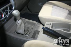 陆风汽车-陆风X6-2.8四驱豪华版