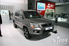 东风悦达起亚-狮跑-2.0 Premium AT 两驱版