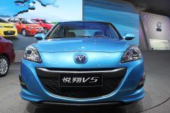 长安汽车-悦翔V5