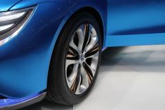 比亚迪戴姆勒-DENZA