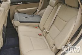 起亚-索兰托(进口)-2.4 至尊版