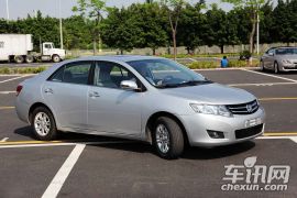 众泰汽车-众泰Z300-1.5 尊贵型