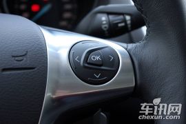 长安福特-福克斯-两厢 2.0 AT 豪华运动型