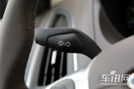 长安福特-福克斯-三厢 1.6 AT 风尚型