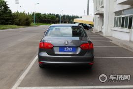 一汽-大众-速腾-1.6L 自动时尚型