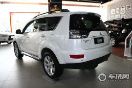 三菱-欧蓝德 EX(进口)-劲界 2.0 都市导航