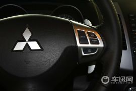 三菱-欧蓝德 EX(进口)-劲界 2.0 都市导航