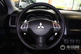 三菱-欧蓝德 EX(进口)-劲界 2.0 都市导航